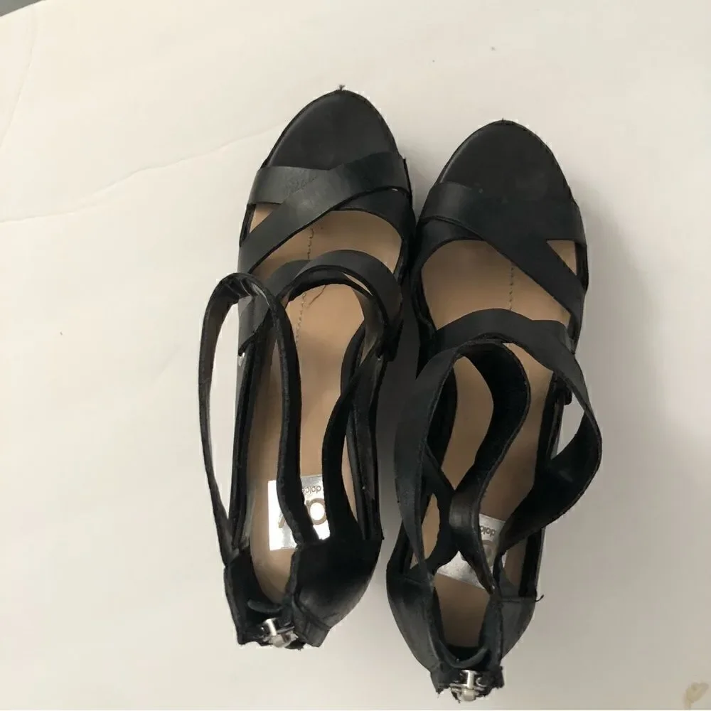 DV Dolce Vita black strappy leather wedge size 10